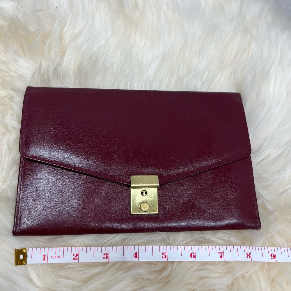 Vintage Genuine Burgundy leather Made in England Passport/ Travel Wallet - Picture 9 of 11